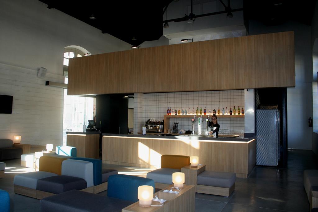 Up Hostel Valencia Ngoại thất bức ảnh
