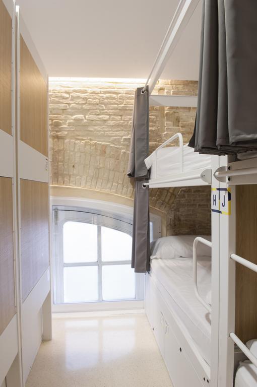 Up Hostel Valencia Ngoại thất bức ảnh