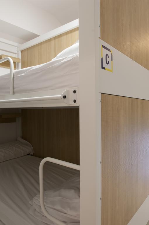 Up Hostel Valencia Ngoại thất bức ảnh