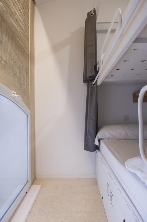 Up Hostel Valencia Ngoại thất bức ảnh