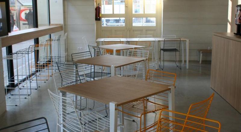 Up Hostel Valencia Ngoại thất bức ảnh
